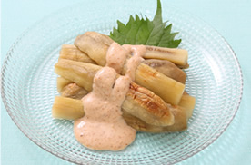 焼きなすのごまだれ仕立て